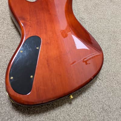 Modulus VJ4 - Trans quilted maple image 7