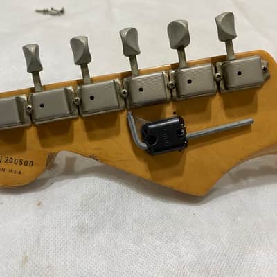 Fender 1992 American Floyd Rose Classic HSS Stratocaster Electric Guitar 3-Tone Sunburst image 17