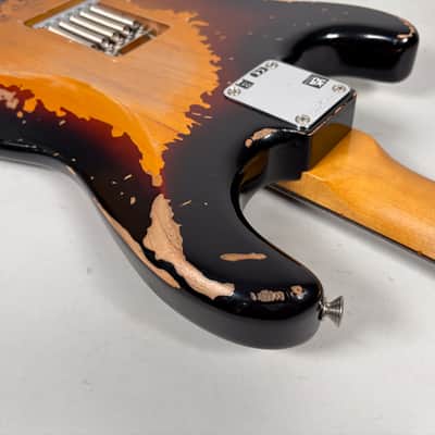 Fender Mike McCready Signature Stratocaster 2023 - Present 3-Color Sunburst Relic w/HSC image 16