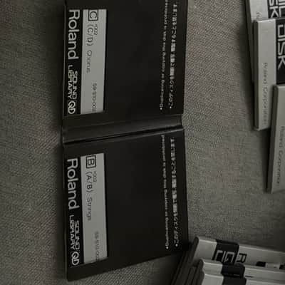 14x Roland QD Quick Disks (QD-10) + Disk drive image 3