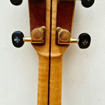 Immagine A Rare Eric Beharrell Baritone ukulele -2007 - 7