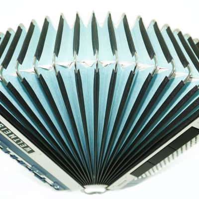 Weltmeister Cordal Accordion 80 Bass made in Germany, New Straps Soft Case for Gift, Vintage Keyboard Piano Accordian Musical Instrument, 2706 image 7
