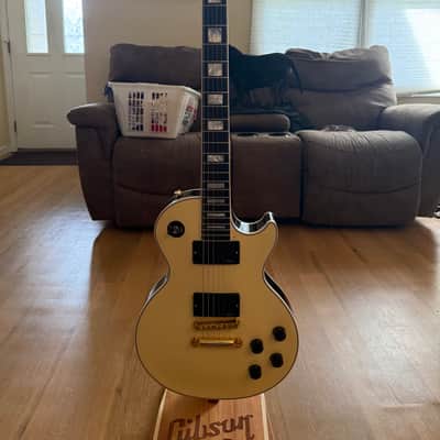 Gibson Les Paul Custom '70s 2025 - Present - Buttercream Top image 4