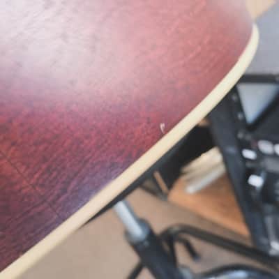 Art & Luthier AMI Parlor 2002 - Burgundy burst image 12