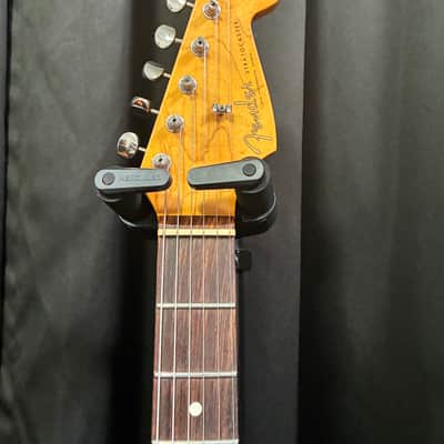 Fender American Vintage Reissue '62 Stratocaster 1990s - 3-Color Sunburst image 3