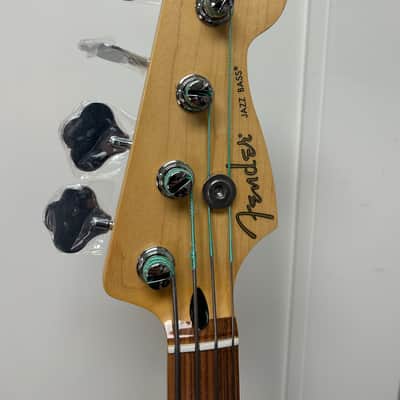 Fender Player Jazz Bass Fretless with Pau Ferro Fretboard - Polar White image 3