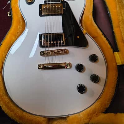 Gibson Custom Les Paul Custom Electric Guitar - Alpine White image 20