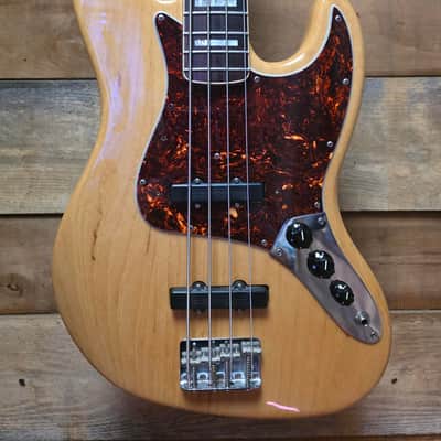 2006 American Vintage Reissue '75 J-Bass Natural w/case image 1