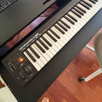 M-Audio Keystation 49 MkIII MIDI Keyboard Controller 2019 - Present - Black image 2