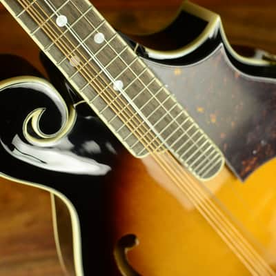 Fender FM-63S Mandolin - like new, never played image 3