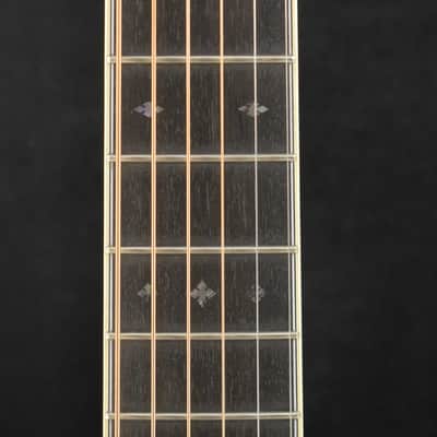 Martin D-42 Natural image 4