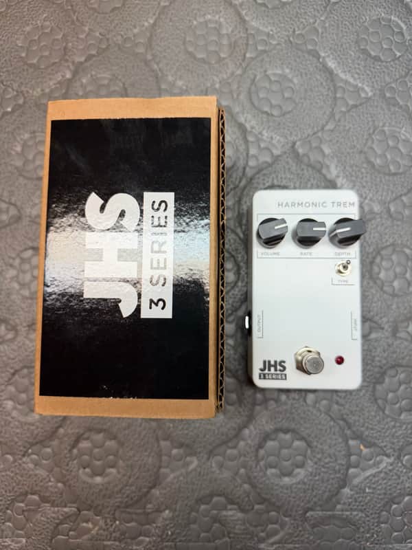 JHS 3 Series Harmonic Trem 2022 - Present - White image 1