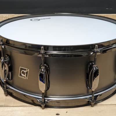 Tama Metalworks 14x5.5 steel snare drum  - grey image 4