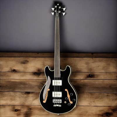 Warwick RockBass Star Bass, 4-String, Fretless - Solid Black High Polish image 6