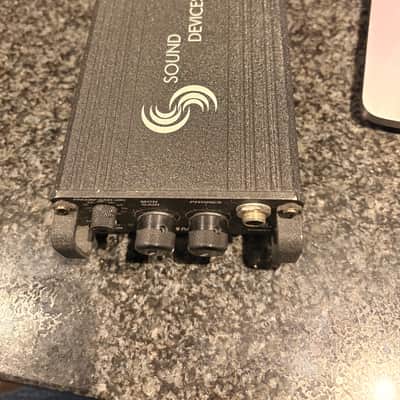 Sound Devices MM-1 Portable Microphone Preamplifier and Headphone Monitor - Black image 2