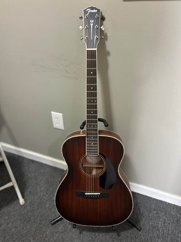 Fender Paramount PO-220E 2022 - Present - Aged Cognac Burst image 1