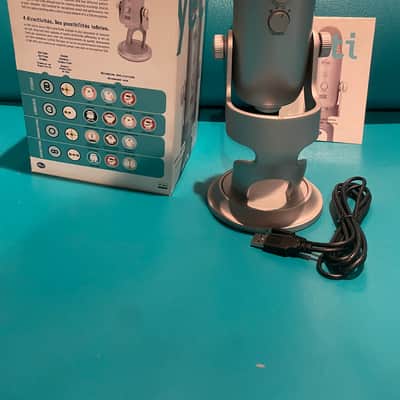 Blue Yeti Multipattern USB Microphone 2010s - Cool Grey image 2