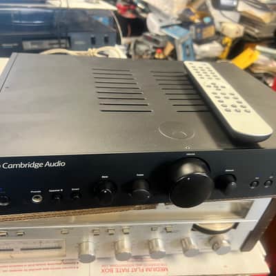 Cambridge Audio Azur 340A amplifier 2010 - Black image 1