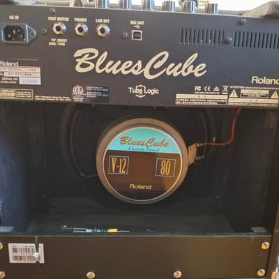 Roland Blues Cube Hot 30-Watt 1x12" Guitar Combo 2016 - Present - Black image 7