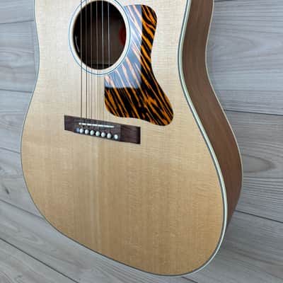 Gibson Acoustic J-35 Faded 30s Acoustic-Electric Guitar - Antique Natural image 4