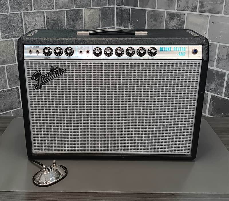 Fender '68 Custom Deluxe Reverb 2-Channel 22-Watt 1x12" Guitar Combo