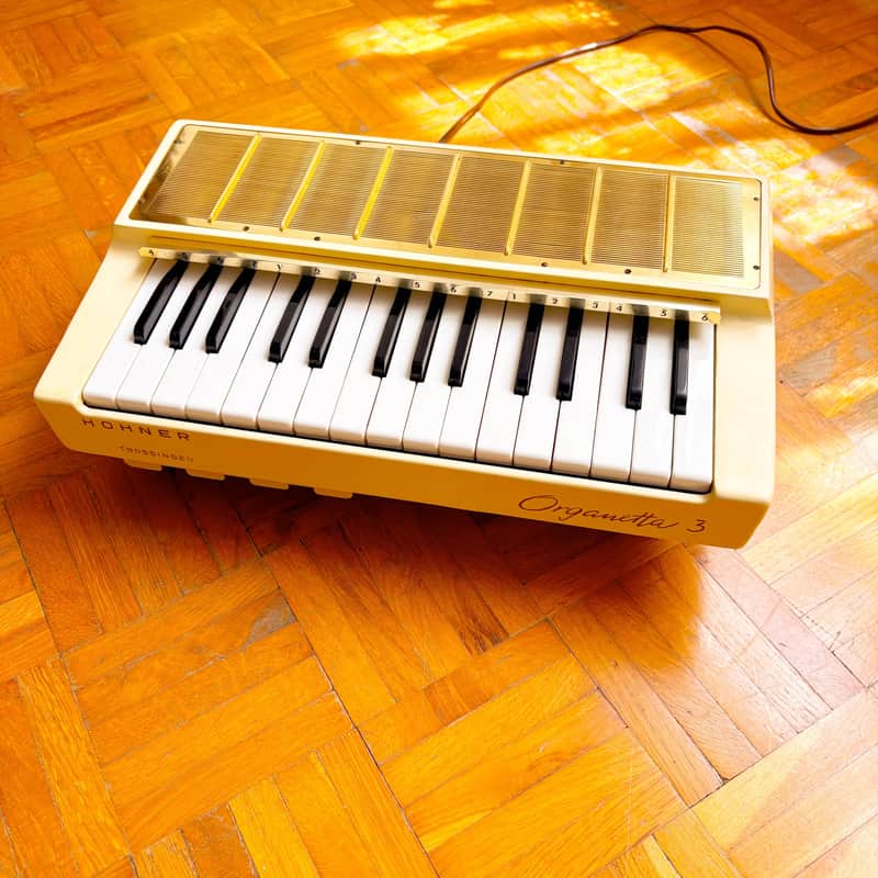 Hohner Organetta 3 - Portable Armonio and Organ from 1950s fully working! Ivory and Gold edition! Made in Germany! image 1