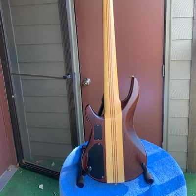 ‘94 Samick Artist Series  6 string neck-thru Bass image 11