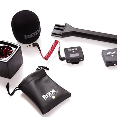 Rode Wireless GO lav mic system transmitter and receiver and Handheld Interview Go Adapter image 1