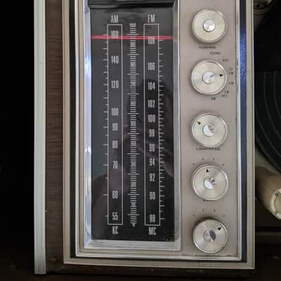 Magnavox Astro-Sonic 1950/1960s Vintage Console Table / Record Player image 1