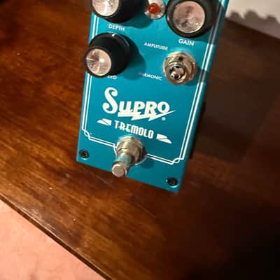 Custom Audio Japan Twin Tremolo | Reverb Canada