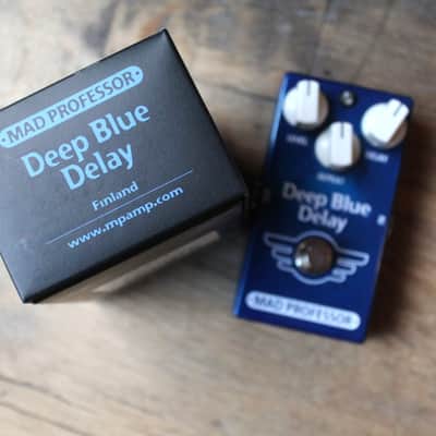 MAD PROFESSOR "Deep Blue Delay" image 1
