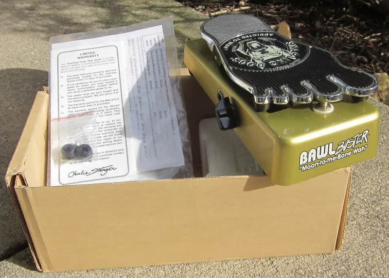 Snarling Dogs Bawl Buster Bass Wah Like new w/ original box! image 1