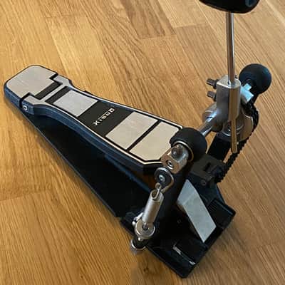 Basix bass drum pedal with Roland KDB100 beater imagen 3