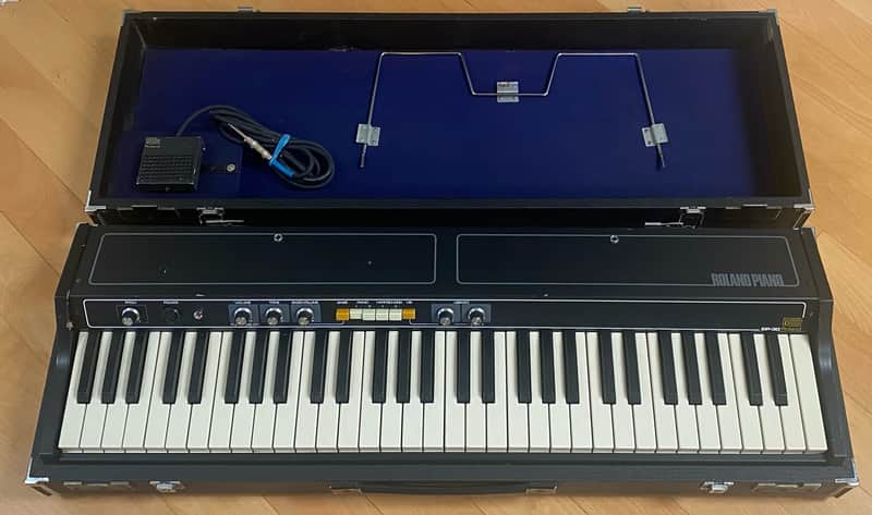 Roland EP-30 Electronic Piano - 1970's - Very Good image 1
