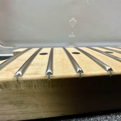 EVH Striped Series Quartersawn Maple Neck image 11
