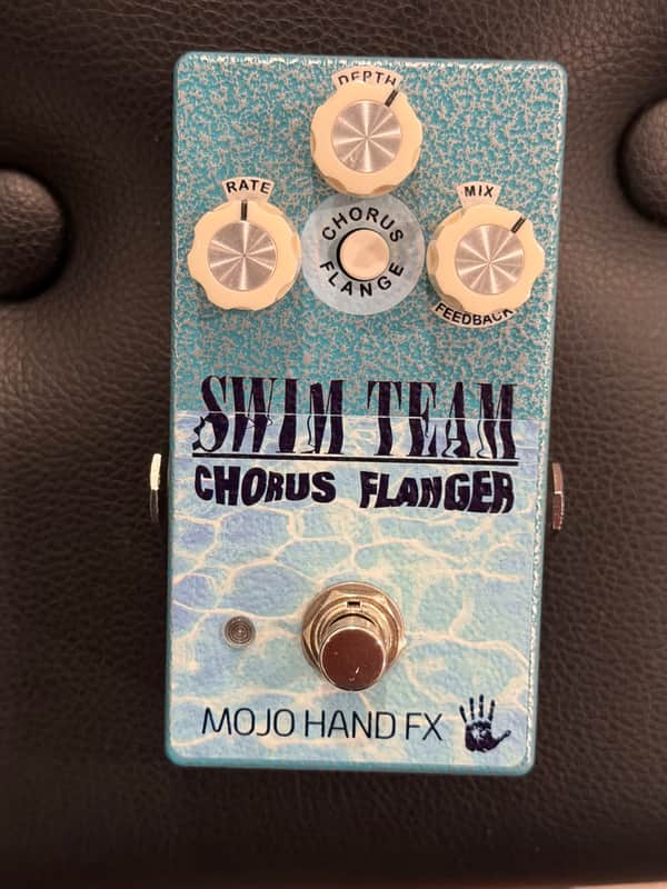 Mojo Hand FX Swim Team Chorus / Flanger image 1