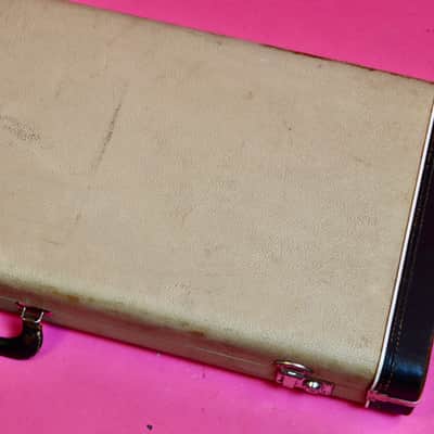 Vintage 1963 Fender Jazzmaster / Jaguar Hard Case - White Tolex - Rare Custom Color Case!  Pre-CBS Strat image 18