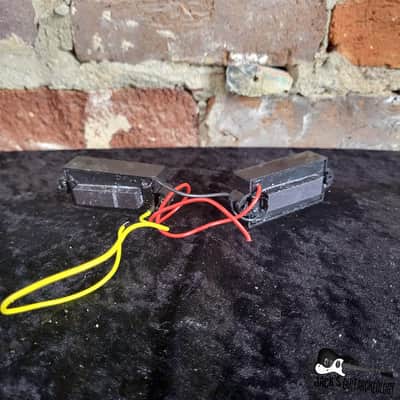 Stagg P-Style Bass Pickups (2010s Black) image 2