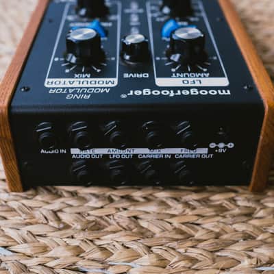 Moog MF-102 Moogerfooger Ring Modulator image 3