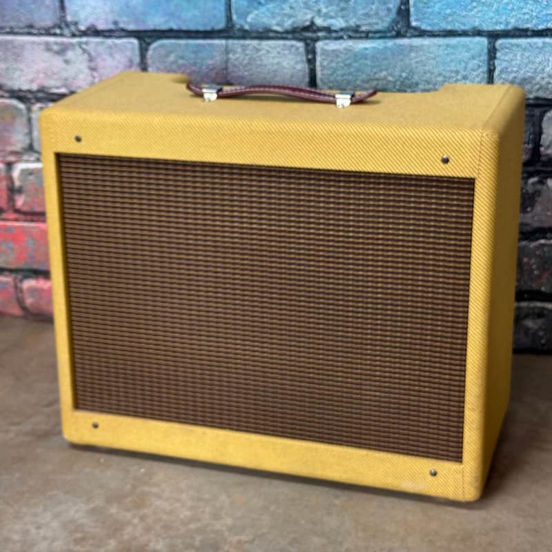 Fender Blues Junior 15-Watt 1x12" Guitar Combo  Mojotone Oversized Cab and Other Upgrades image 1