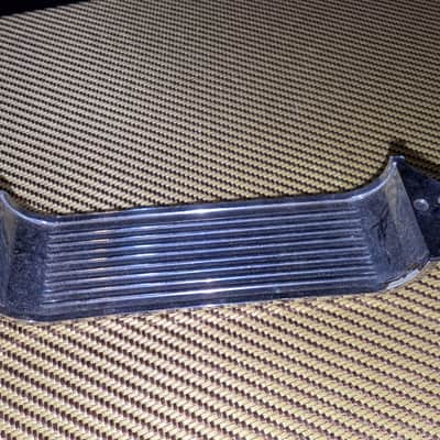 Rickenbacker Pickup cover - Chrome plastic image 3