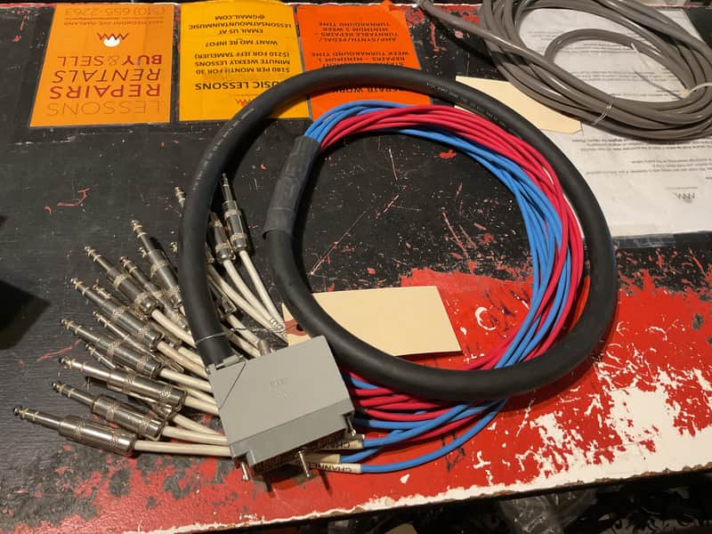 Horizon 4ft 516 56 pin to 1/4" trs 16 channel in/out image 1