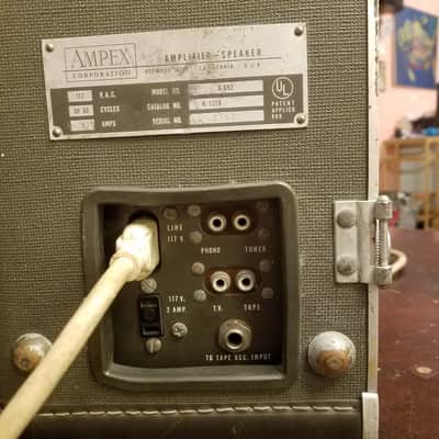 Ampex A-692 Tube Speaker Amplifier Suitcase JBL 8" driver 10 Watt RESTORED 6V6 Push Pull Mono 1965 - Grey image 3