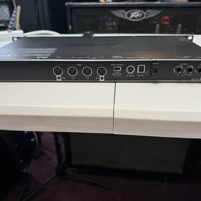 Yamaha MU90R Mid-90s - Black image 7