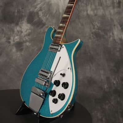 Rickenbacker 625 Refinished over Fireglo 1963 Turquoise Sparkle Bild 15
