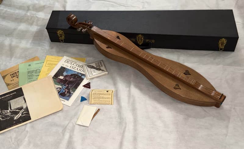 Vintage McSpadden Mountain Dulcimer Shoppe M12-W Case Mountain View, AR 1979 image 1