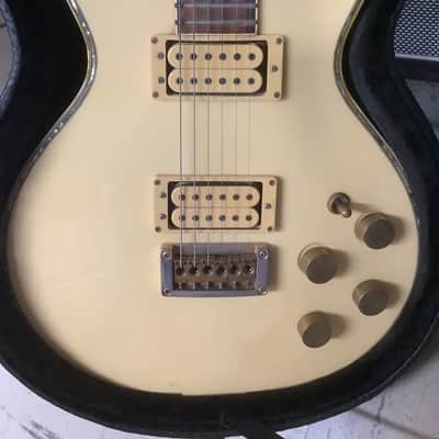 Washburn Eagle Japan 1979 - Ivory White image 3