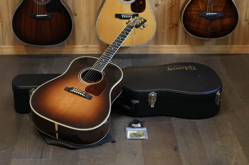 Gibson J-45 Custom 2009 - 2017 | Reverb Canada