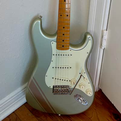 Fender FSR Traditional 50s Stratocaster with Competition Stripe