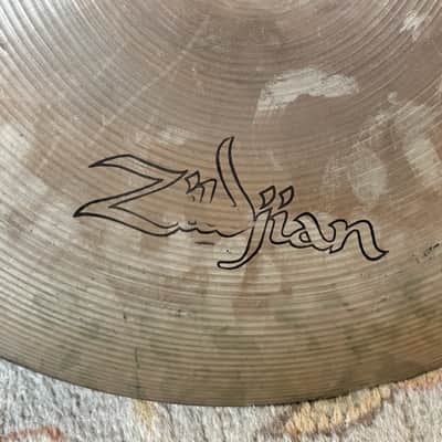 Zildjian hollow logo 18 inch swish Cymbal image 4